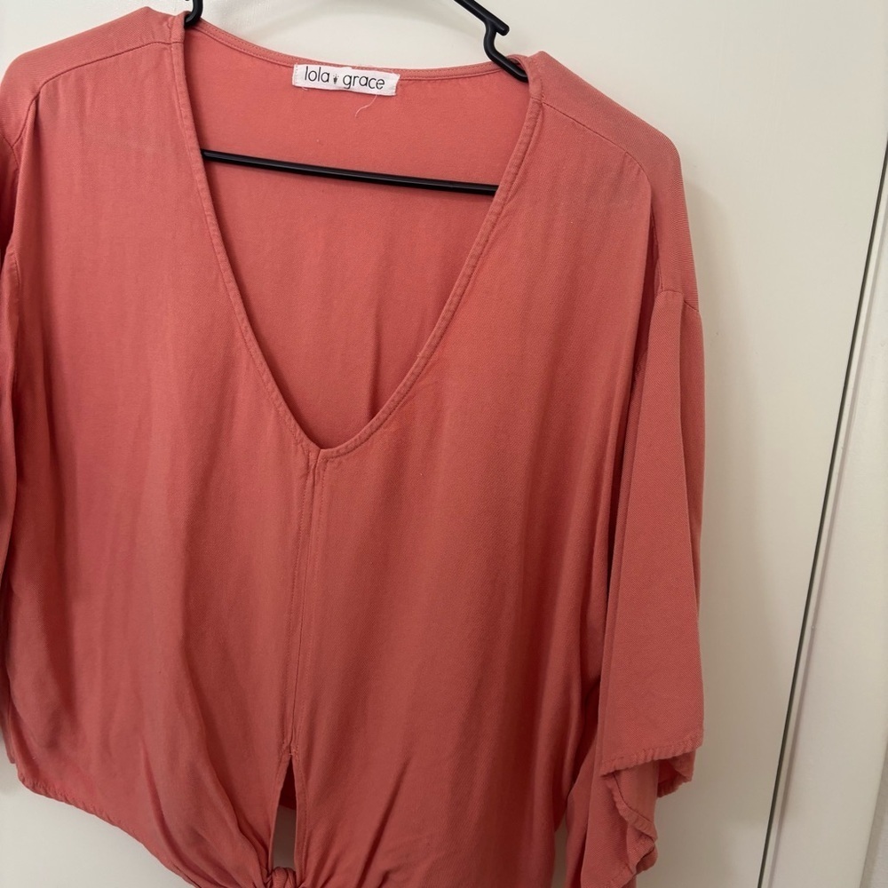 3/$15 Lola Grace Orange Tie-Front  low vneck Top size M - Picture 4 of 8